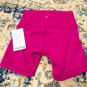 The hot pink lulu shorts that everyone raves about